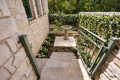 2305 Barton Creek Boulevard #39, Austin, TX 78735 - Photo 4