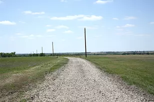 8821 County Rd 133, Burlington, TX 76519 - Photo 34