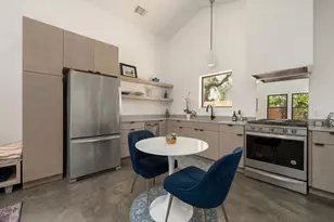 804 W Annie St, Austin, TX 78704 - Photo 10