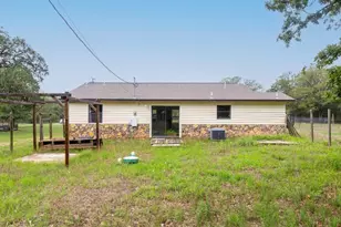 326 Zapalac Rd, Smithville, TX 78957 - Photo 16