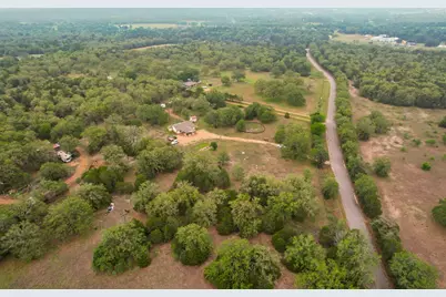 326 Zapalac Road, Smithville, TX 78957 - Photo 2
