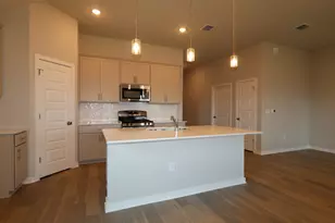 4600 Lava Is Dr, Austin, TX 78747 - Photo 6