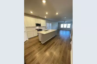 105 Sun Grove Trail, Georgetown, TX 78628 - Photo 2