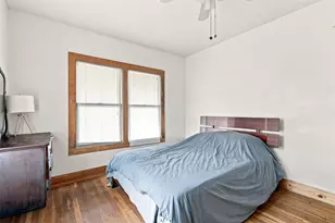 1406 E 11th St, Austin, TX 78702 - Photo 8