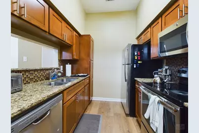 2811 Rio Grande Street #204, Austin, TX 78705 - Photo 8