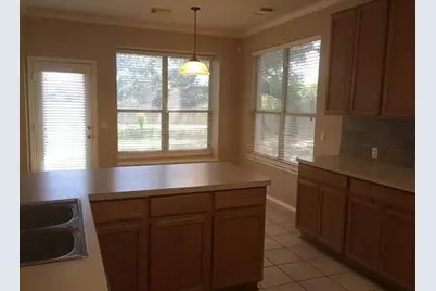11217 Jockey Bluff Drive, Austin, TX 78748 - Photo 18