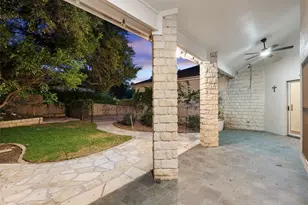 213 El Rio Dr, Lakeway, TX 78734 - Photo 32