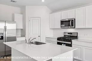490 Gilmer Ln, Buda, TX 78610 - Photo 8