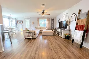 2204 Brewers Pl, Taylor, TX 76574 - Photo 2