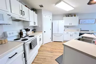 2204 Brewers Pl, Taylor, TX 76574 - Photo 10