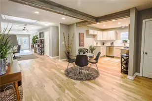 407 W Odell St, Austin, TX 78752 - Photo 2