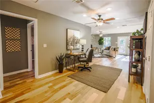 407 W Odell St, Austin, TX 78752 - Photo 6