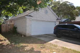 4729 Castleman Dr, Austin, TX 78725 - Photo 2