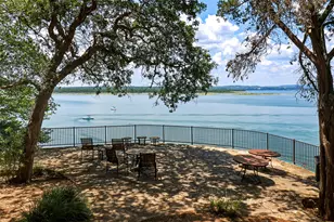 2918 Ranch Road 620 N, Austin, TX 78734 - Photo 32