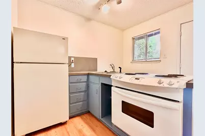 2721 Hemphill Park #B 103-21A, Austin, TX 78705 - Photo 2