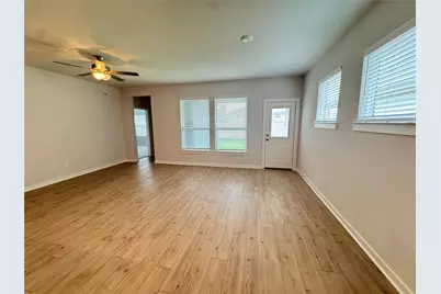 101 Hereford Loop, Hutto, TX 78634 - Photo 14