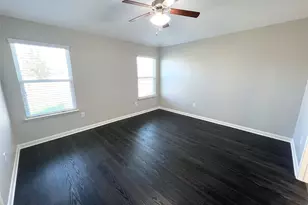 802 Mitchell Dr, Hutto, TX 78634 - Photo 12