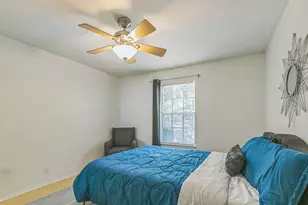 300 Crockett St, Austin, TX 78704 - Photo 10