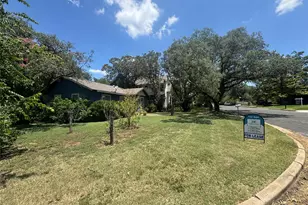 4512 Hank Ave, Austin, TX 78745 - Photo 2