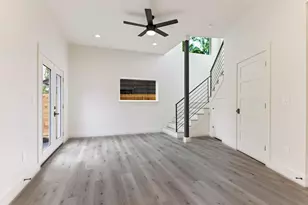 8507 Hathaway Dr, Austin, TX 78757 - Photo 34