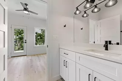 8507 Hathaway Drive #B, Austin, TX 78757 - Photo 22