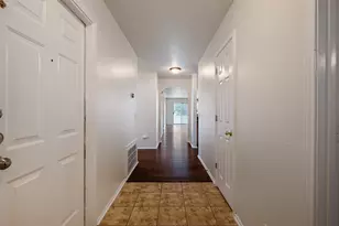 105 Pentire Way, Hutto, TX 78634 - Photo 4