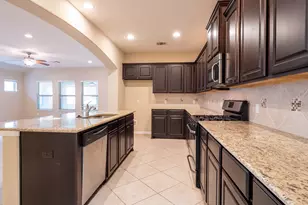 9509 Sydney Marilyn Ln, Austin, TX 78748 - Photo 10