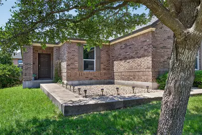 1005 Lonesome Lilly Way, Pflugerville, TX 78660 - Photo 2