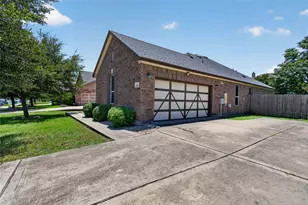 1005 Lonesome Lilly Way, Pflugerville, TX 78660 - Photo 1