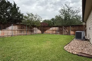 206 Fairway Cir, Point Venture, TX 78645 - Photo 2