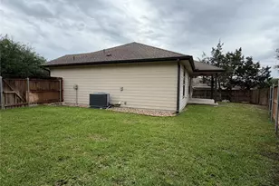 206 Fairway Cir, Point Venture, TX 78645 - Photo 18