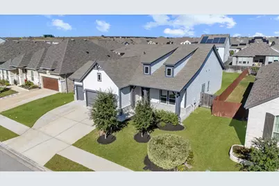 908 Knowles Drive, Hutto, TX 78634 - Photo 32