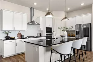 908 Knowles Dr, Hutto, TX 78634 - Photo 6