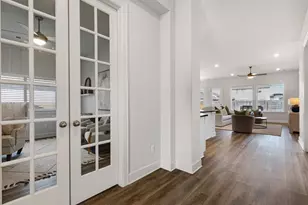 908 Knowles Dr, Hutto, TX 78634 - Photo 14