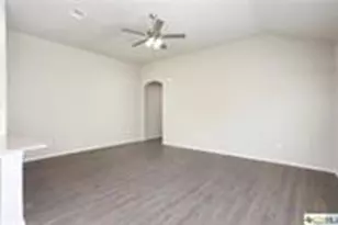 3428 Scott Cir, Seguin, TX 78155 - Photo 2
