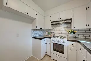1500 Fairfield Dr, Austin, TX 78757 - Photo 26