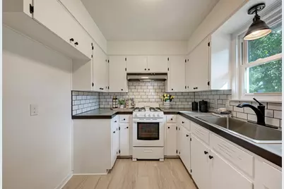 1500 Fairfield Drive, Austin, TX 78757 - Photo 24