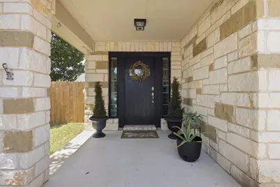 1617 Sunflower Street, Lockhart, TX 78644 - Photo 2