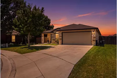 1617 Sunflower Street, Lockhart, TX 78644 - Photo 4