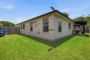 1617 Sunflower St, Lockhart, TX 78644 - Photo 30