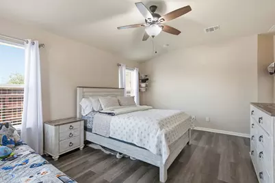 1617 Sunflower Street, Lockhart, TX 78644 - Photo 24