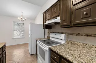 2016 Nevada St, San Marcos, TX 78666 - Photo 10