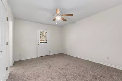 2016 Nevada Street, San Marcos, TX 78666 - Photo 16