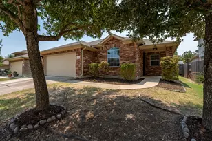 322 Strawberry Blonde Dr, Buda, TX 78610 - Photo 2