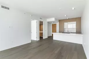 313 W 17th St, Austin, TX 78701 - Photo 4
