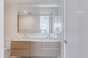 313 W 17th St, Austin, TX 78701 - Photo 18