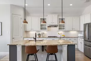 405 Baldovino Skyway, Lakeway, TX 78738 - Photo 8