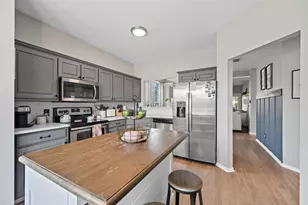 10312 Nelson Dr, Benbrook, TX 76126 - Photo 4