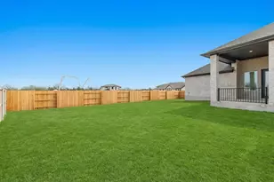 210 Silverbell Ln, Bastrop, TX 78602 - Photo 14