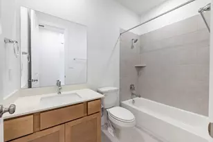 210 Silverbell Ln, Bastrop, TX 78602 - Photo 10